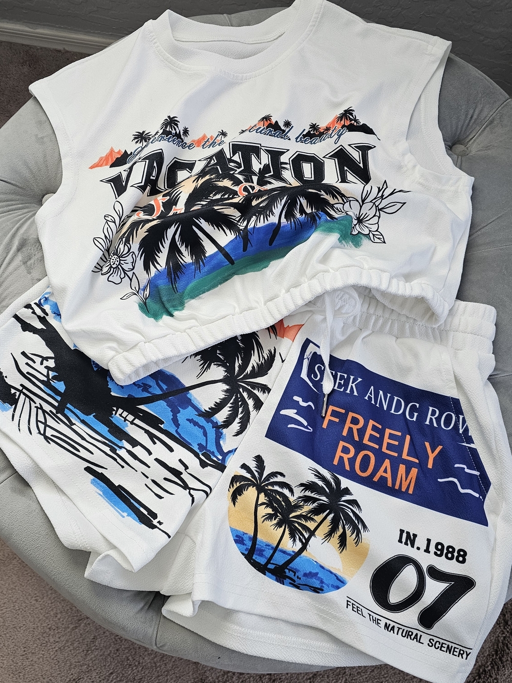 White Palm Tree 'Vacation' Graphic Crop Tank & Shorts Set - Multicolor